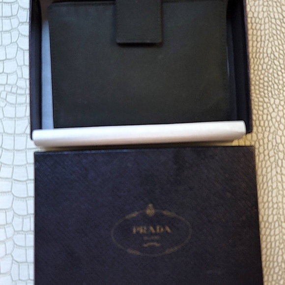 Rare Hi-End Unused Men's Prada Wallet - Picture 3 of 16
